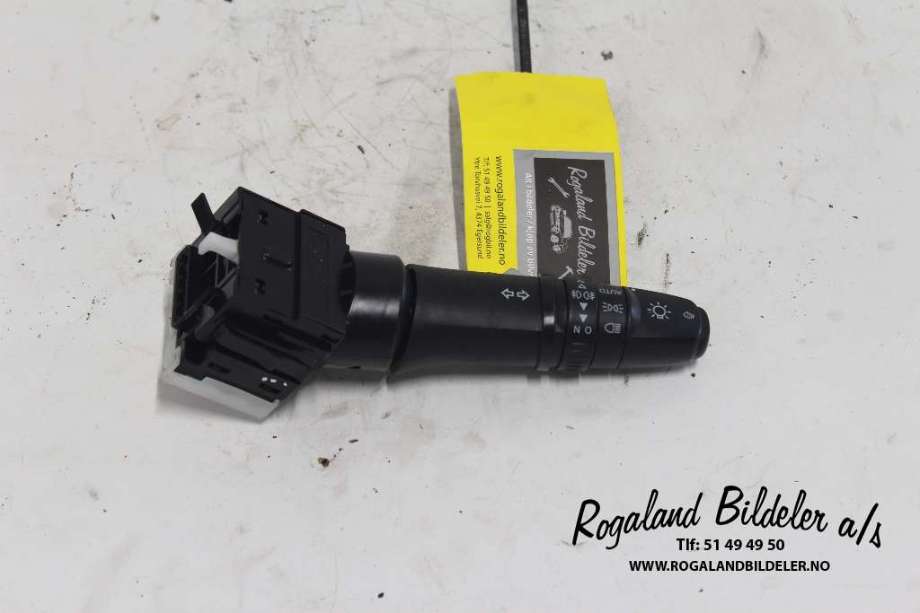 Bryter blink til Mitsubishi Outlander, 2010-2012 (Type II, Fase 2) (MITSUBISHI|8614A060)