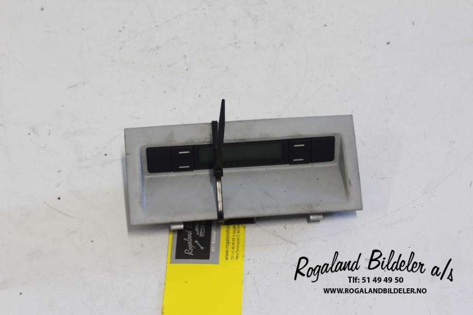 Instrument klokke til VW Transporter / Caravelle, 2003-2009 (Fase 1) (T5) (T5) (VOLKSWAGEN|7H5 919 044 L)
