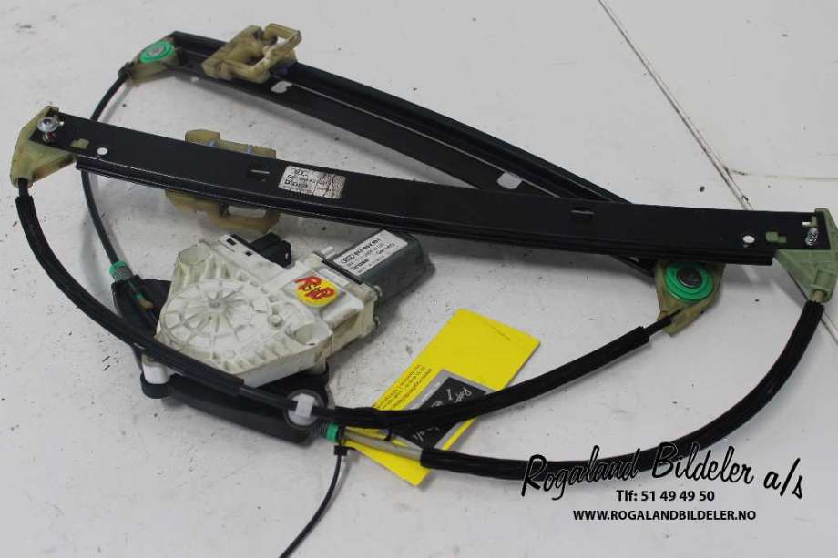 Ruteheis venstre til Audi A4, 2007-2014 (Type IV) (B8) (B8) (AUDI|8K0 837 461)