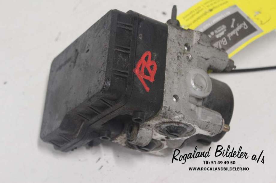 ABS sentral til Toyota RAV4, 2000-2006 (Type II) (TOYOTA|4405042060)