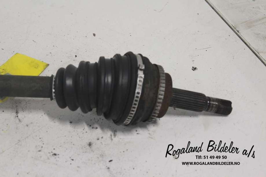 Drivaksel venstre foran til Toyota RAV4 2000-2006 (Type II) (TOYOTA|4342042050|)