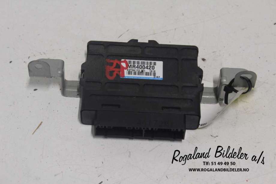 Styreenhet ABS til Mitsubishi Pajero 2000-2006 (Type III) (MITSUBISHI|MR400420|)