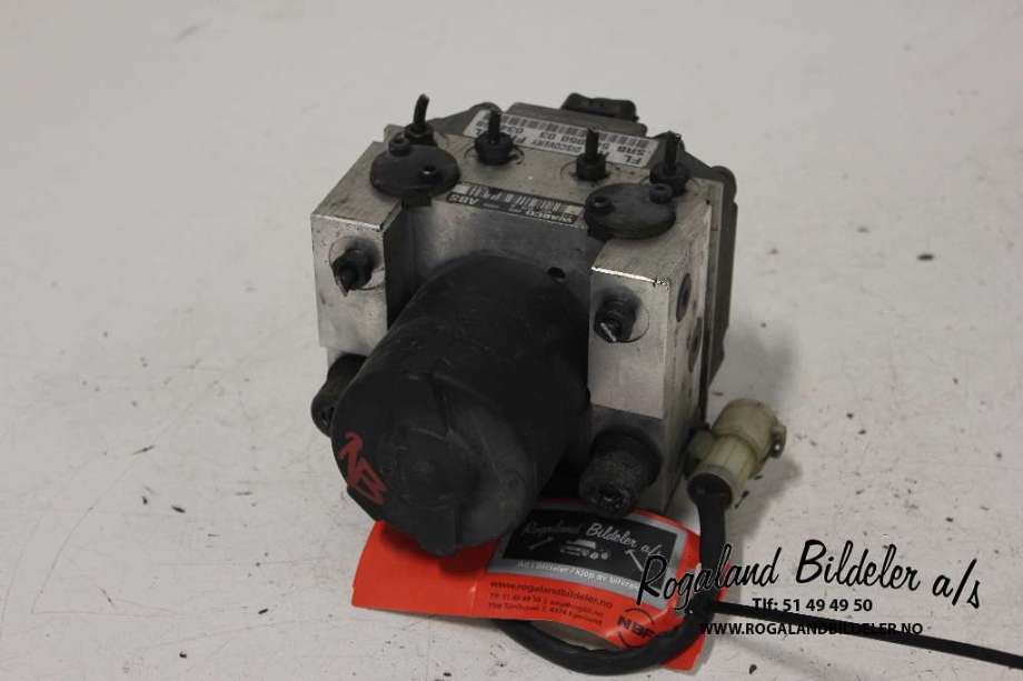 ABS sentral til Land Rover Discovery 1999-2004 (Type II)  (LAND-ROVER|SRB500570|)
