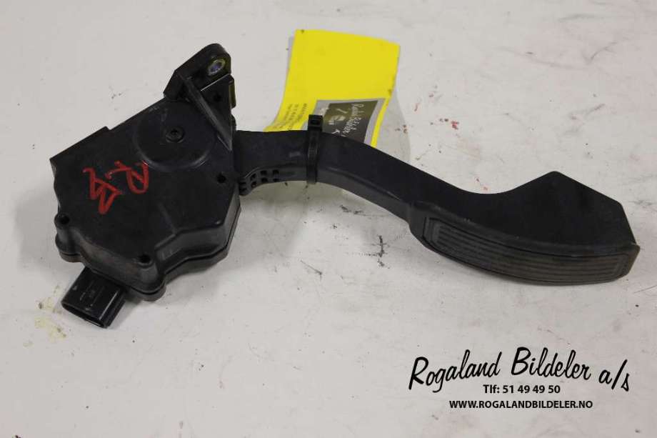 Pedal gass til Toyota RAV4 2009-2013 (Type III, Fase 2)  (TOYOTA|7811042010|)