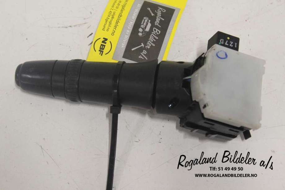 Bryter blink til Mitsubishi Outlander 2007-2010 (Type II, Fase 1)  (MITSUBISHI|8614A060|)