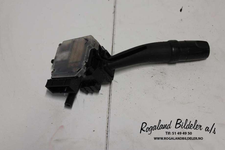 Bryter blink til Hyundai Santa Fe 2006-2009 (Type II, Fase 1)  (HYUNDAI|93410 2B000CA|)