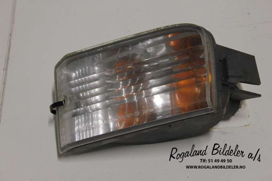 Blinklykt venstre til Toyota RAV4 2000-2006 (Type II) (TOYOTA|8152142050|)