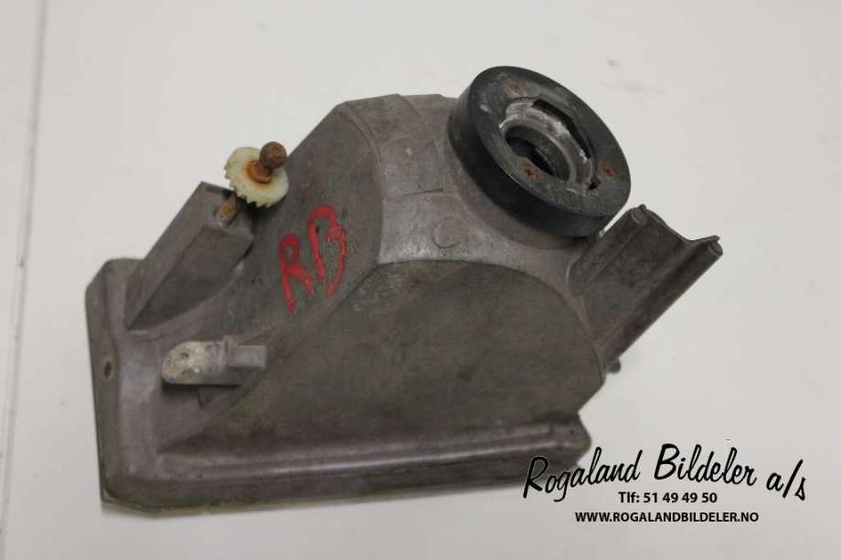 Tåkelykt venstre foran til Toyota RAV4 2000-2006 (Type II)  (TOYOTA|8122142020|)