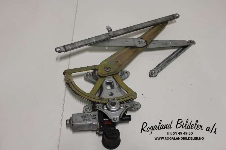 Ruteheis venstre til Toyota RAV4 2000-2006 (Type II) (TOYOTA|6980242050|)