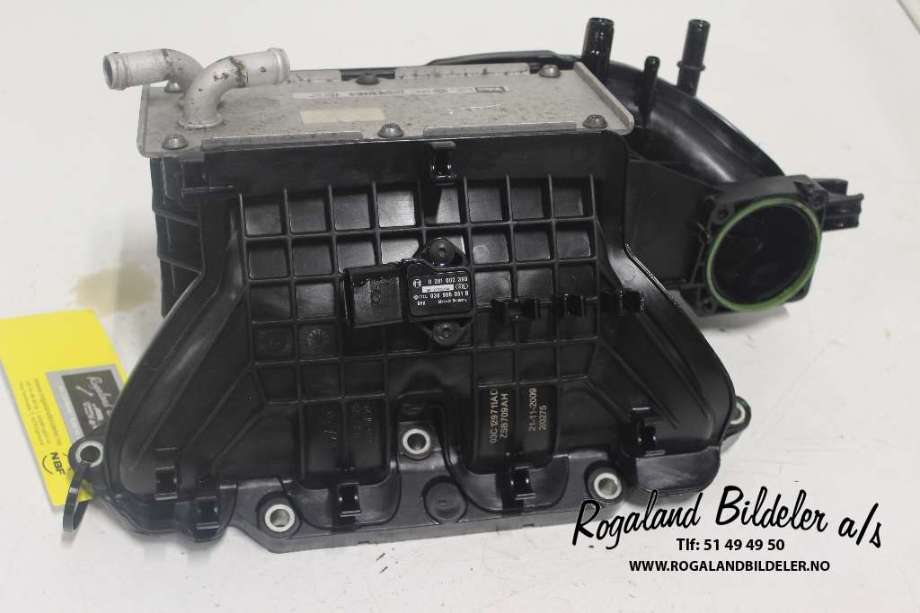 Manifold innsug til VW Golf VI 2008-2012  (VOLKSWAGEN|03C 129 709 AH|)