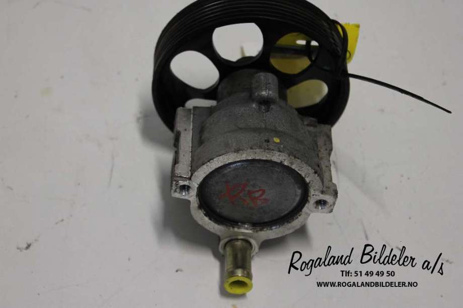 Servo pumpe mekanisk til Renault Laguna, 2001-2005 (Type II, Fase 1)  (RENAULT|8200709229)