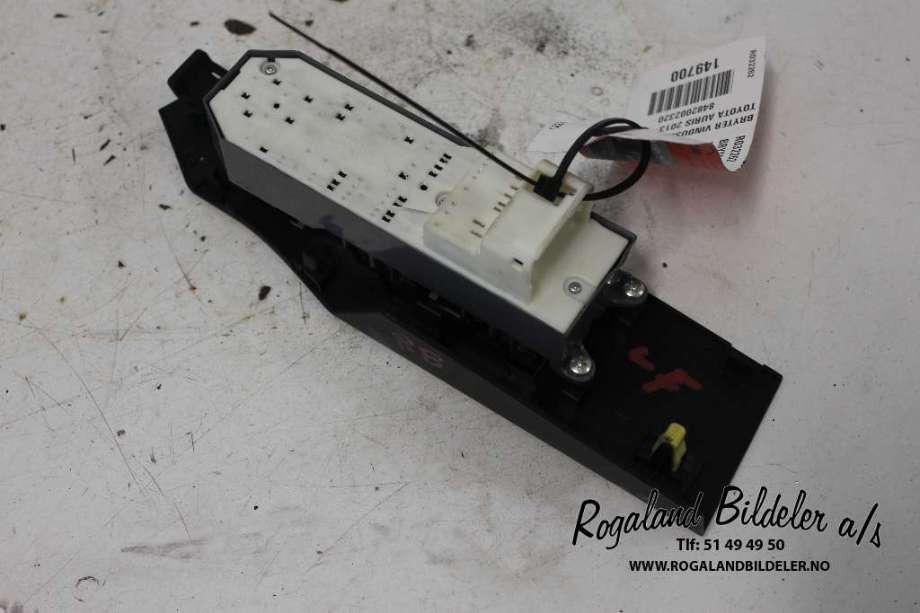 Bryter ruteheis til Toyota Auris 2013-2015 (Type II, Fase 1) (TOYOTA|8482002320|)