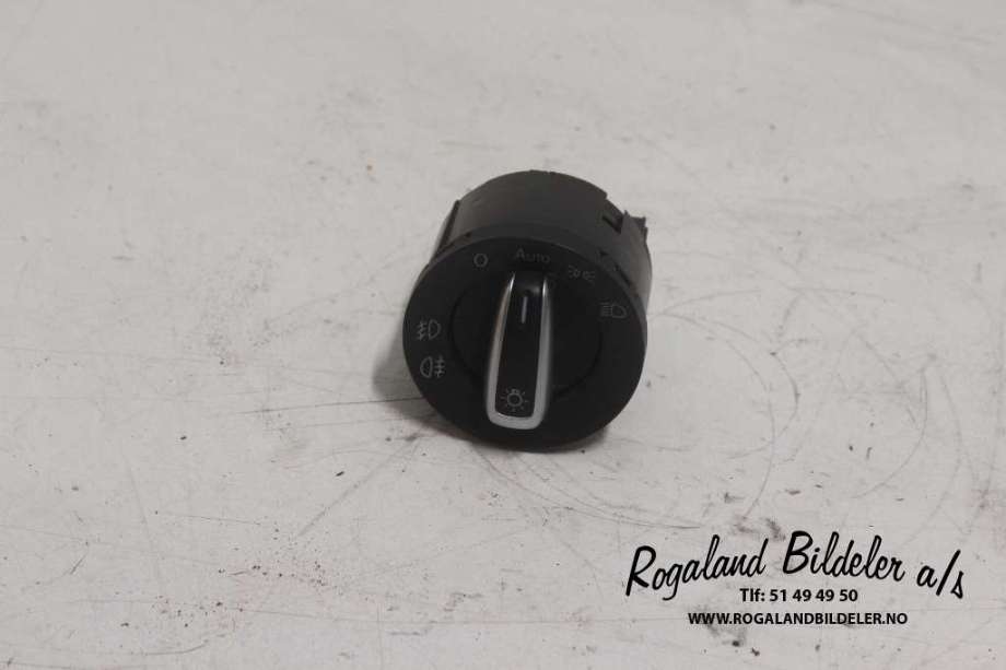 Bryter lys til VW Passat 2011-2015 (B7) (B7) (VOLKSWAGEN|3C8 941 431 A|)