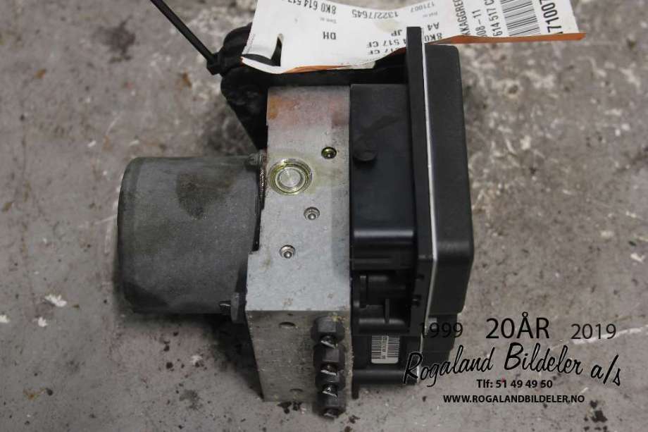 ABS sentral til Audi A4 2007-2014 (Type IV) (B8) (B8) (AUDI|8K0 614 517 CF|)