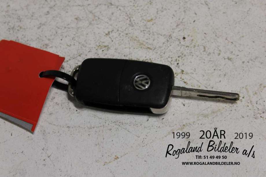 Nøkkel til VW Polo 2014-2017 (Type V, Fase 2)  (VOLKSWAGEN|5K0 837 202 EG||5K0 837 202 AD)