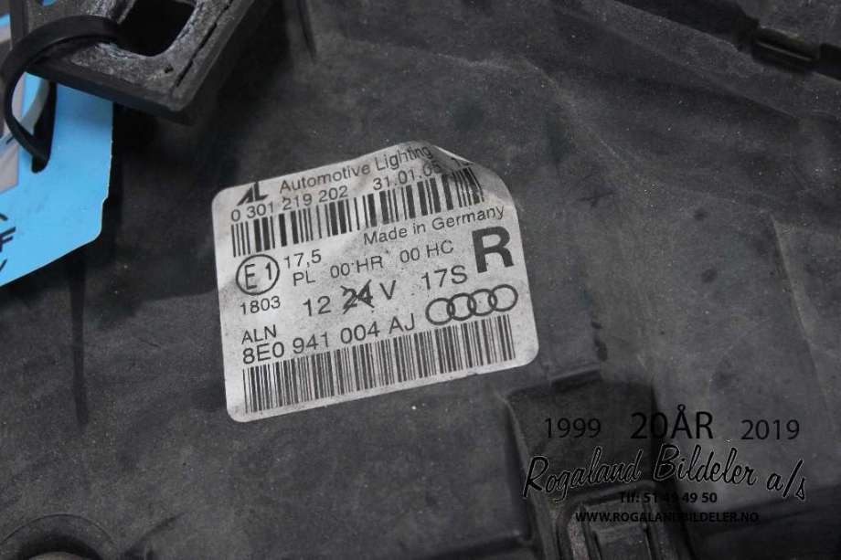 Frontlykt høyre halogen til Audi A4 2004-2008 (Type III) (B7) (B7) (AUDI|8E0 941 004 AJ|)