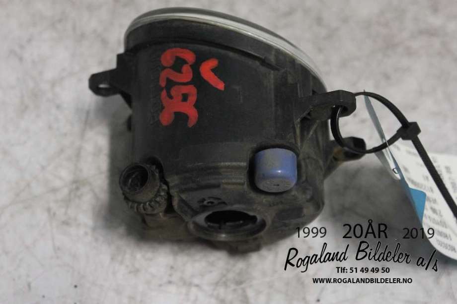 Tåkelykt venstre foran til Toyota Avensis 2003-2008 (Type II) (TOYOTA|812200D041|)