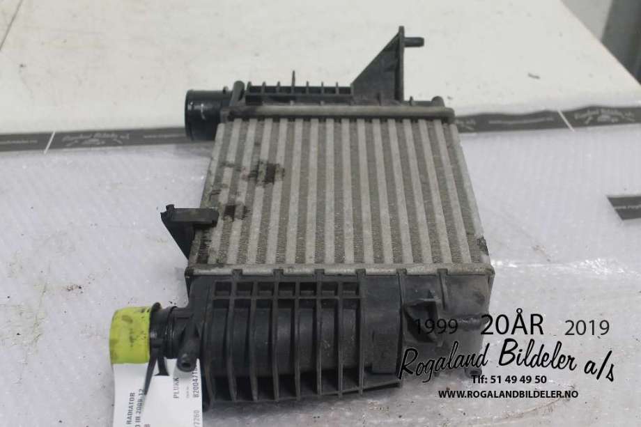 Intercooler til Renault Clio, 2009-2012 (Type III, Fase 2) (RENAULT|8200471888)