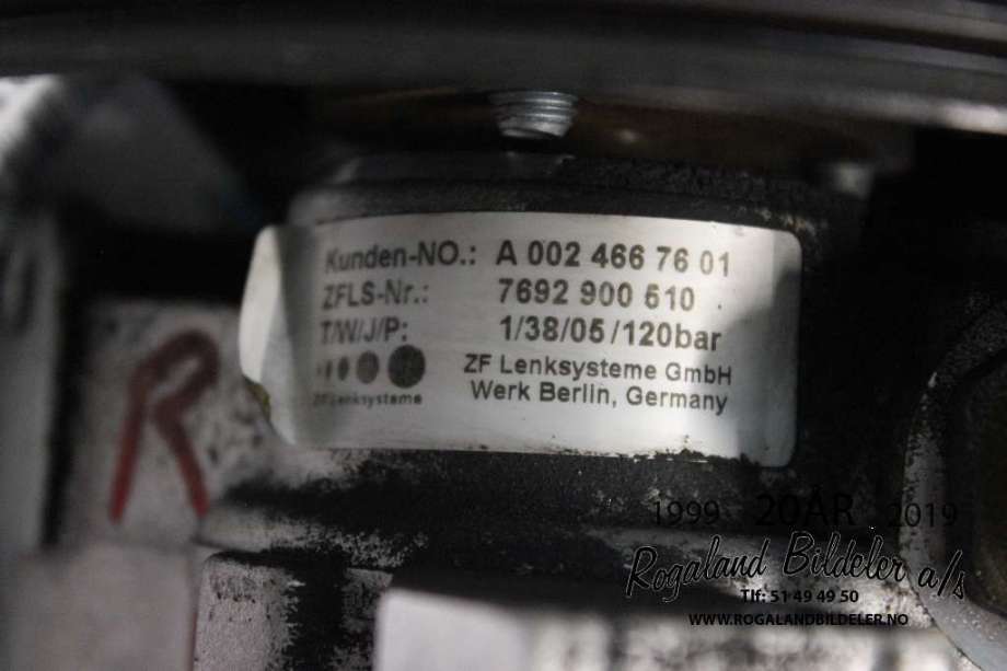 Servo pumpe mekanisk til Mercedes 208-416 1995-->>  (MERCEDES|A 002 466 75 01|)