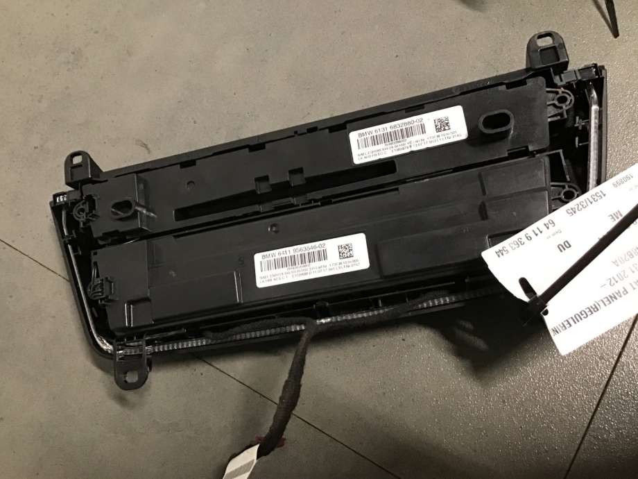 Varmeapparat betjening til BMW 3-Serie 2012-2018 (F30/F31/F34) (F30/F31/F34) (BMW|64 11 9 363 546|)
