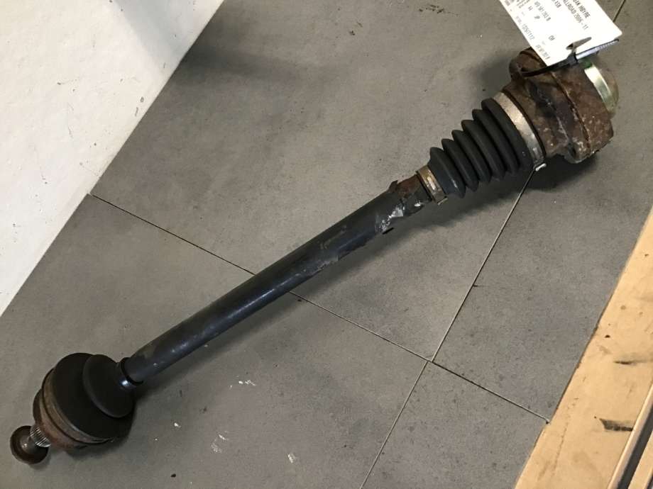 Drivaksel høyre bak til Audi A6, Allroad 2006-2008 (Type II, Fase 1) (C6) (C6) (AUDI|4F0 501 203 B|)