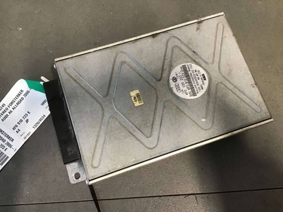 Bilstereo forsterker til Audi A6, Allroad, 2006-2008 (Type II, Fase 1) (C6) (C6) (AUDI|4F0 910 223 E)
