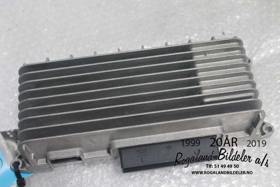 Bilstereo forsterker til Audi A6 2005-2008 (Type III, Fase 1) (C6) (C6) (AUDI|4F0 035 223 N|4F0 910 223 E|4F0910223H)