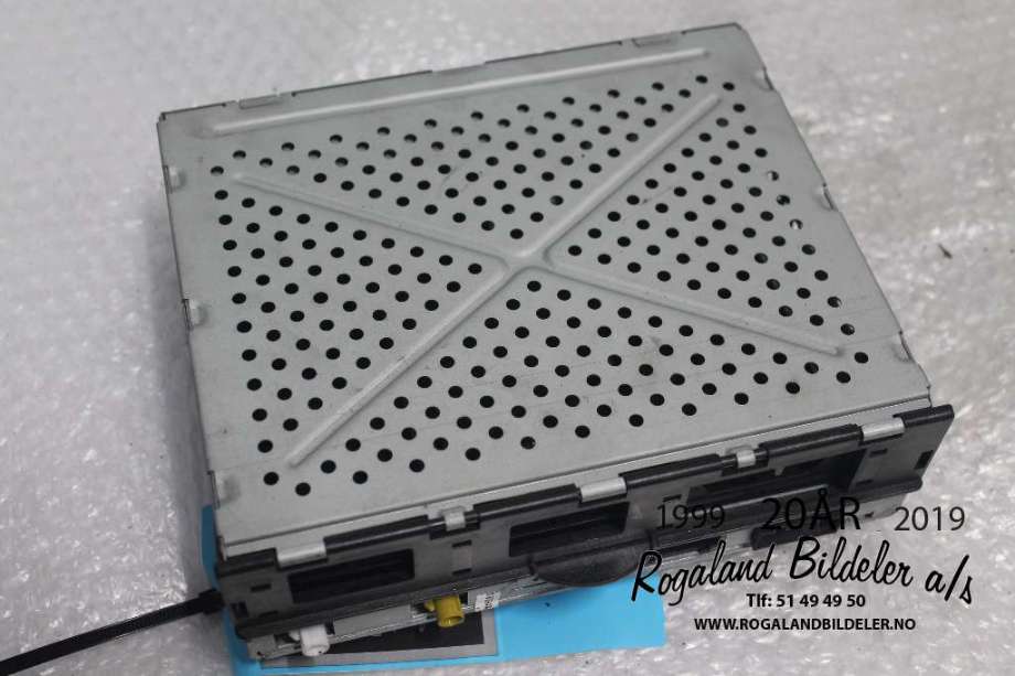 Bilstereo forsterker til Audi A6 2005-2008 (Type III, Fase 1) (C6) (C6) (AUDI|4F0 035 541 NX||4F0035541H)