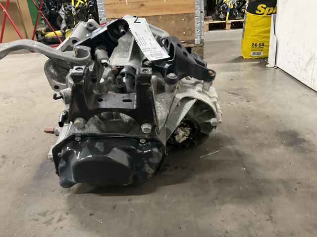 Girkasse manuell til Audi A1 2010-2014 (Type I, Fase 1)  (AUDI|02T 300 057 QX|LGQ|)