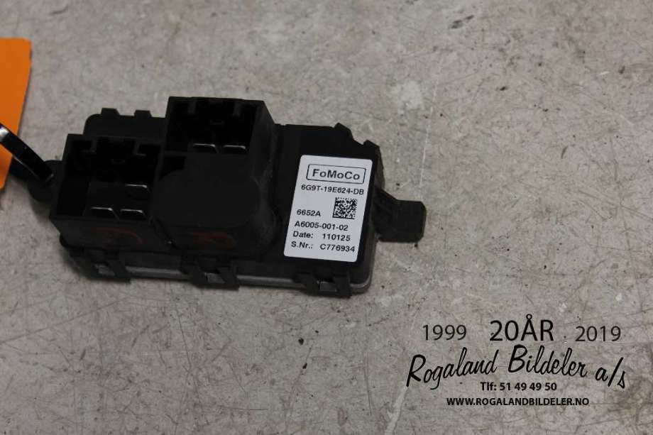Varmeapparat motstand til Ford C-Max 2010-2015 (Type II, Fase 1)  (FORD|1512406|6G9T-19E624-DB|)