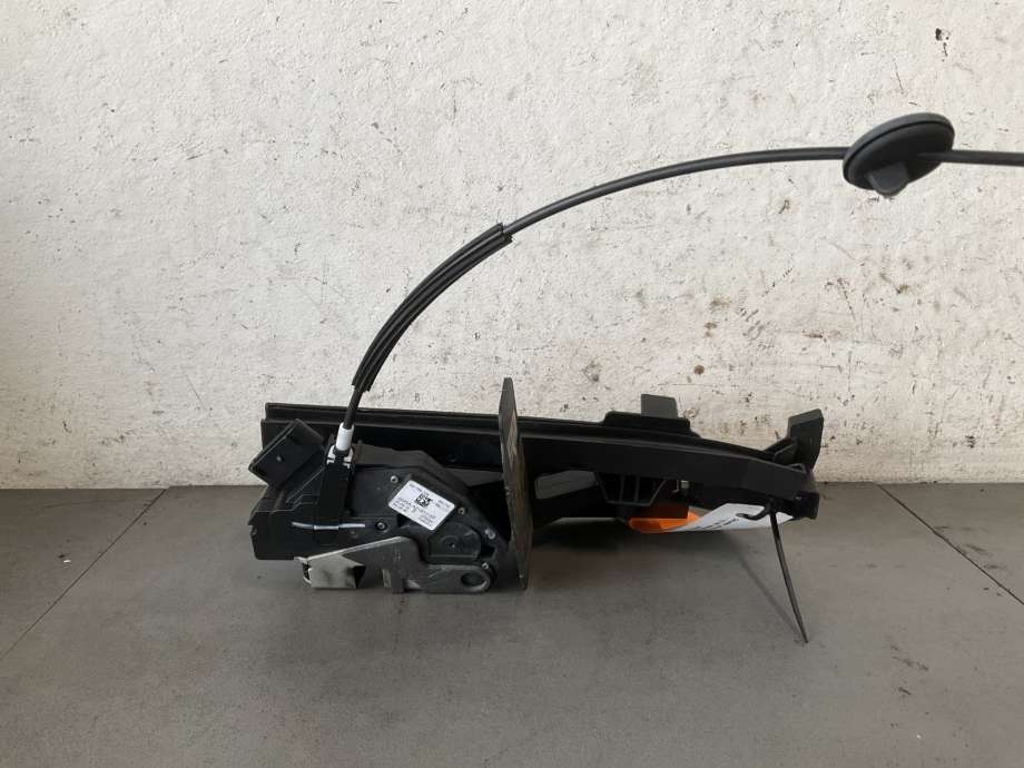Låsekasse høyre til Ford Transit Courier 2014-2018 (Type I, Fase 1)  (FORD|2066073|BM5A-A21812-BH|)