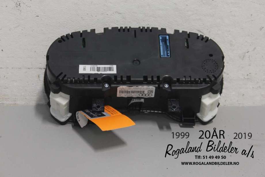 Instrumentpanel til Audi A1 2010-2014 (Type I, Fase 1)  (AUDI|8X0 920 930 A|)