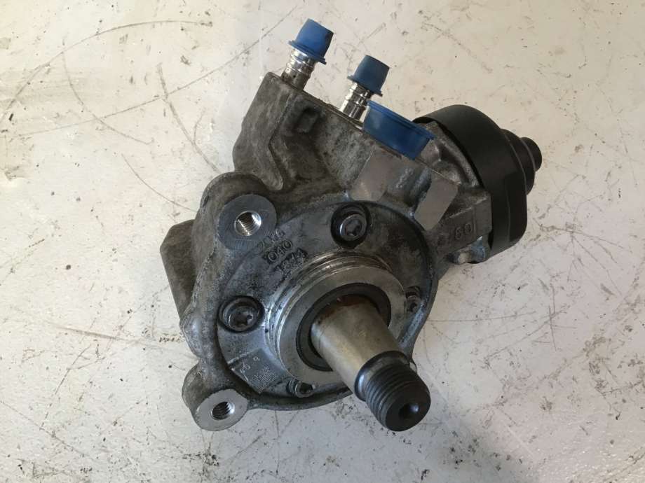 Dieselpumpe til VW Golf VII, 2017-2020 (Fase 2)  (VOLKSWAGEN|04L 130 755 E)
