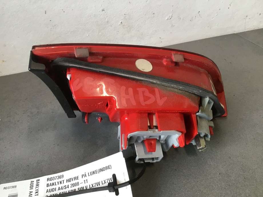 Baklykt høyre indre til Audi A4 2007-2014 (Type IV) (B8) (B8) (AUDI|8K9 945 094 B|)