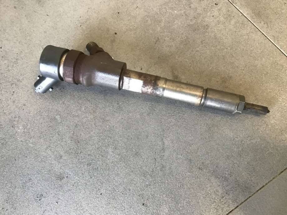 Dyse innsprøyting diesel til Toyota Corolla 2002-2007 (TOYOTA|2367039105|)