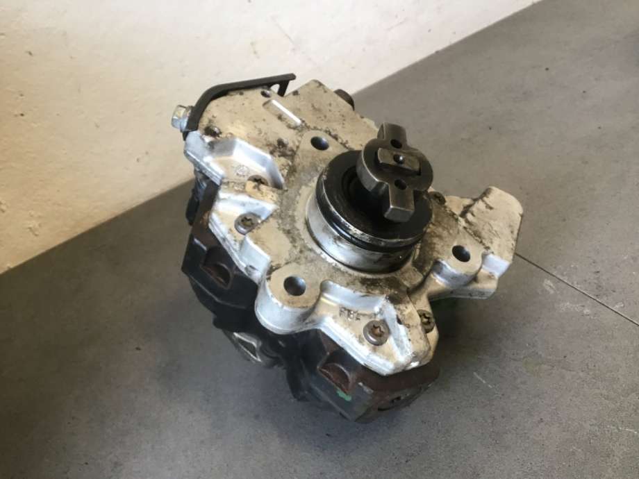 Dieselpumpe til Toyota Corolla 2002-2007  (TOYOTA|2210033040|)