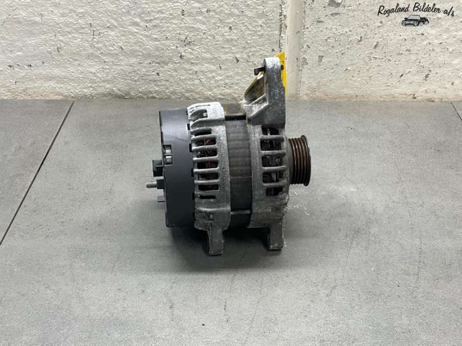 Dynamo til Mercedes CLA 2013-2019 (C117) (C117) (MERCEDES|A 000 906 33 22|)