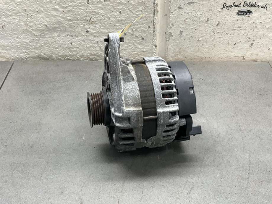 Dynamo til Mercedes CLA 2013-2019 (C117) (C117) (MERCEDES|A 000 906 33 22|)