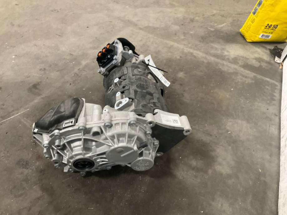 Motor elbil bak til BMW X1 2015-2022 (F48) (F48) (BMW|12 35 4 A11 D13|27 20 8 615 258|)