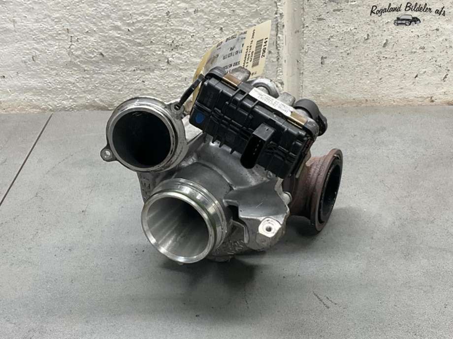 Turbo til BMW 5-Serie 2010-2017 (F10/F11) (F10/F11) (BMW|11 65 7 823 270)