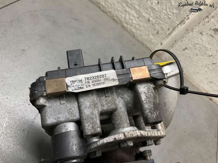 Turbo til BMW 5-Serie 2010-2017 (F10/F11) (F10/F11) (BMW|11 65 7 823 270)