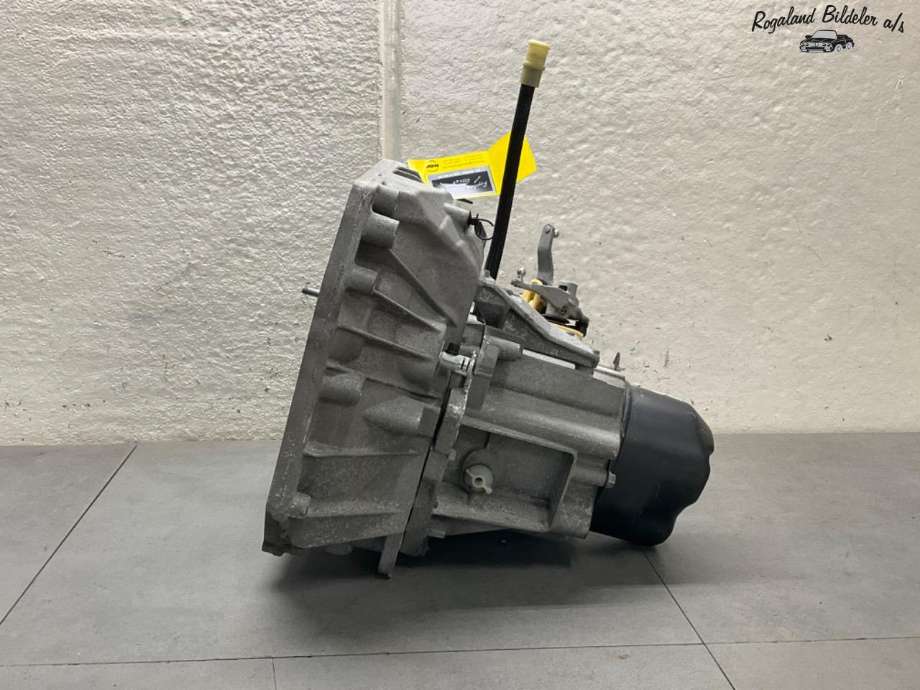 Girkasse manuell til Renault Clio 2016-2019 (Type IV, Fase 2)  (RENAULT|320100969R|JH3335|8201725410)