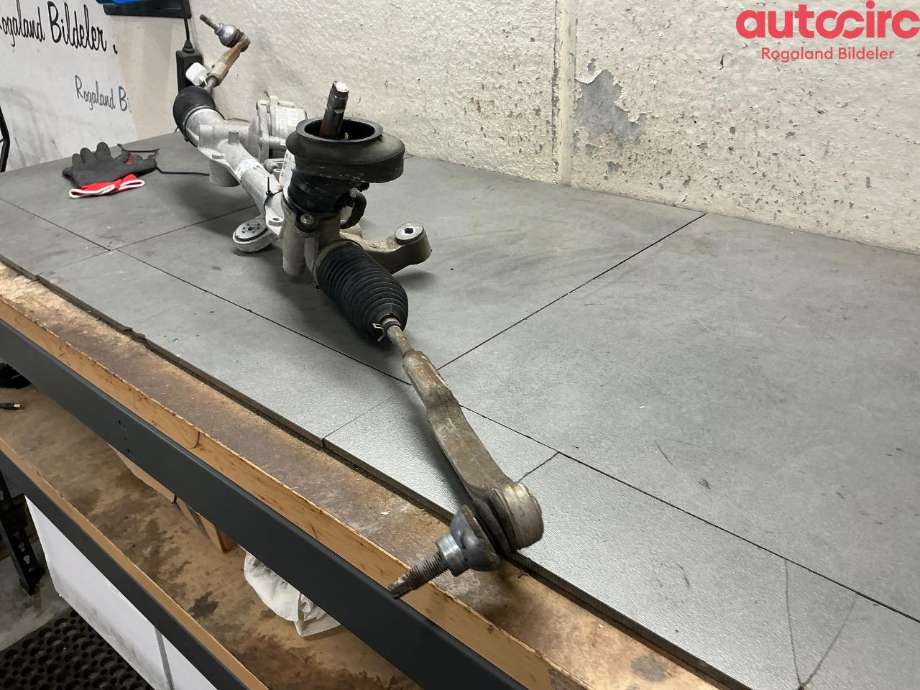 Tannstang elektrisk til Mercedes CLA 2019-->> (C118) (C118) (MERCEDES|A 118 460 31 00|A 118 460 22 00)