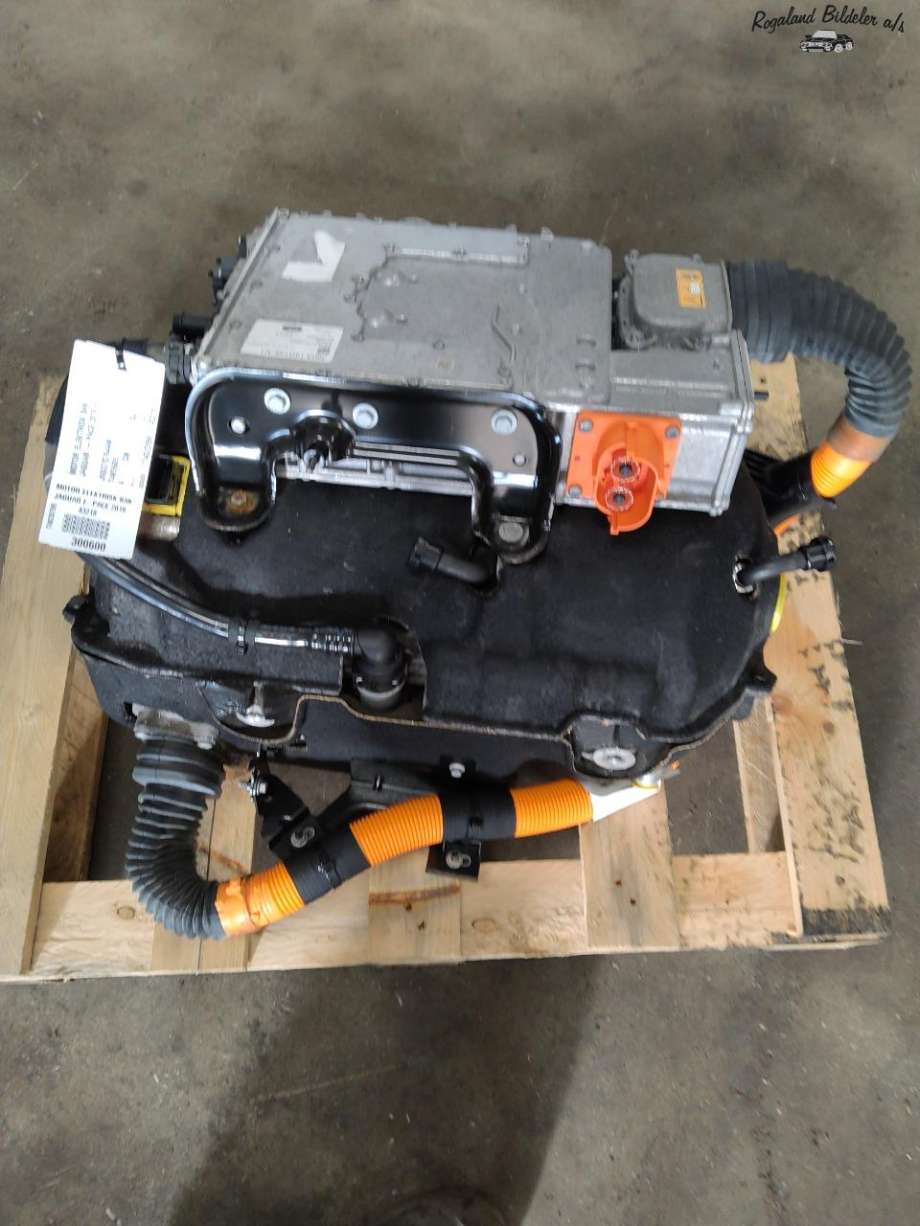 Motor elbil bak til Jaguar I-PACE 2018-->>  (JAGUAR|T4K20799|T4K9605|J9D375764AG)