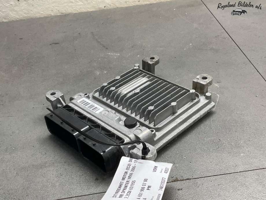Styreenhet motor til Mercedes Sprinter, 2013-2018 (Fase 2) (906) (906) (MERCEDES|A 651 900 07 00)