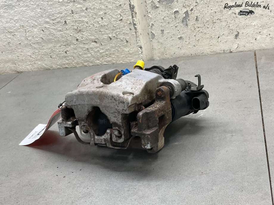 Bremsecaliper høyre bak til Mercedes C-Klasse 2014-2018 (Fase 1) (W205) (W205) (MERCEDES|A 205 423 02 81|A 253 423 02 81 80)