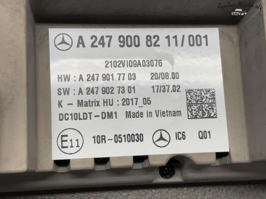 Multimedia display (MCU - Media Controller Unit) til Mercedes EQC 2019-->> (MERCEDES|A 247 900 82 11|A 247 900 15 17)