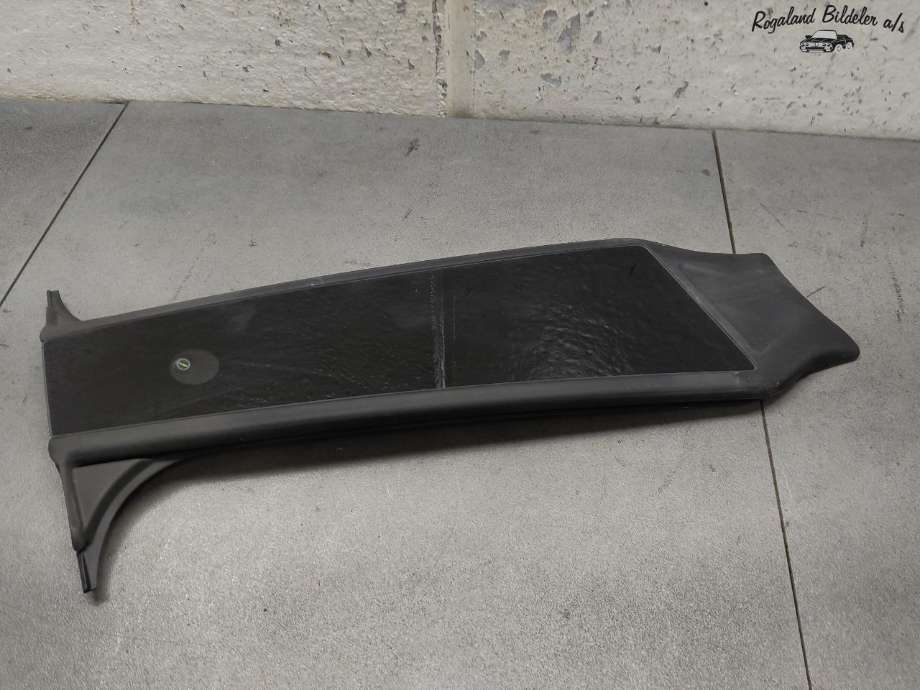 Diverse deler til Tesla Model Y, 2021-2024 (Type I)  (TESLA|1506885-00-H)