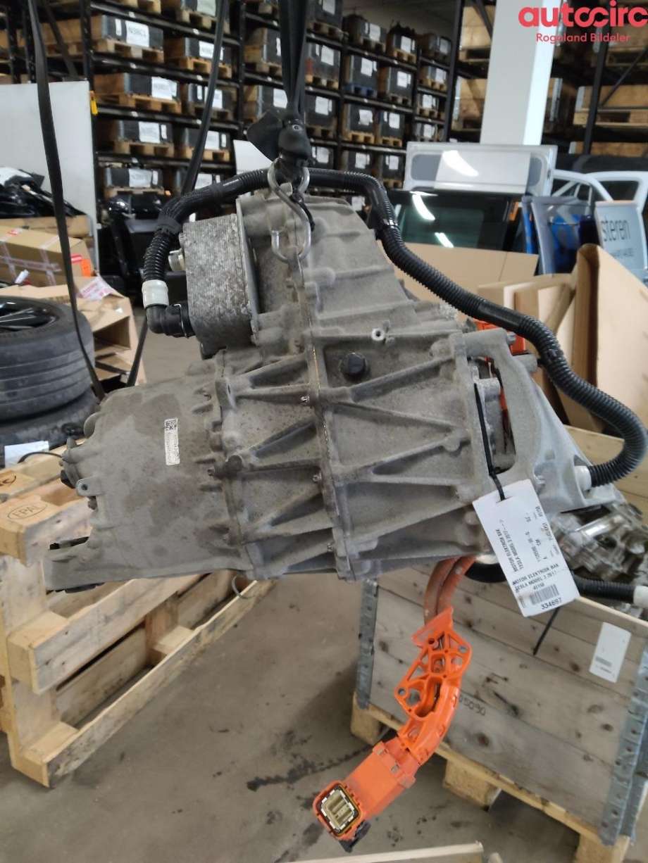 Motor elbil bak til Tesla Model 3 2018-2023 (Fase 1)  (TESLA|1120980-00-G|)