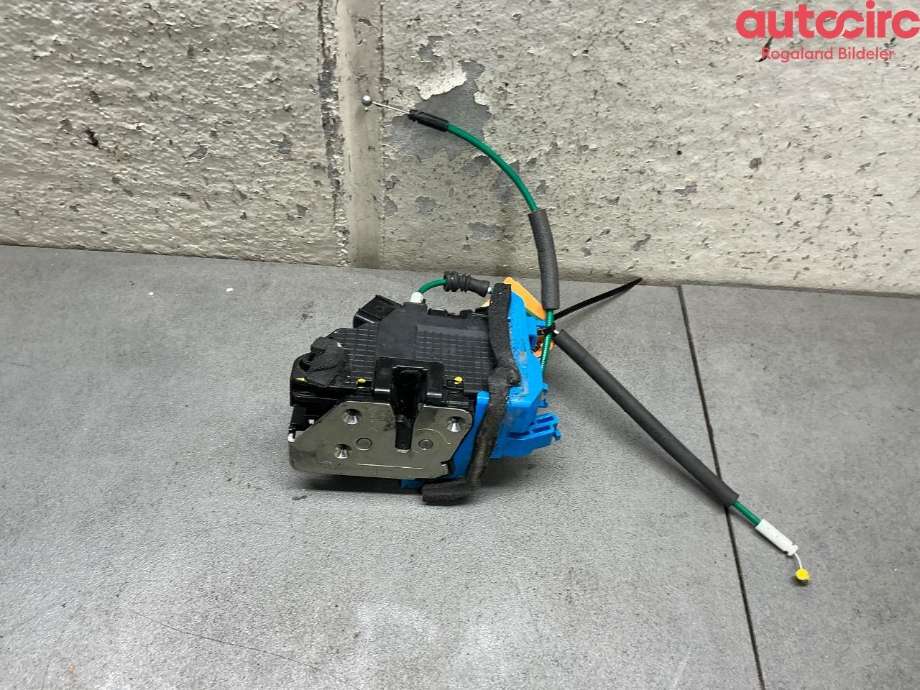 Låsekasse høyre til Hyundai i30 2012-2017 (Type II) (HYUNDAI|81420A6100|)